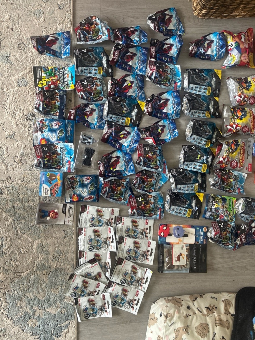Huge Marvel Star Wars Blind Bag Toy Lot Sealed Funko Mystery Minis Dog Tags 63pc